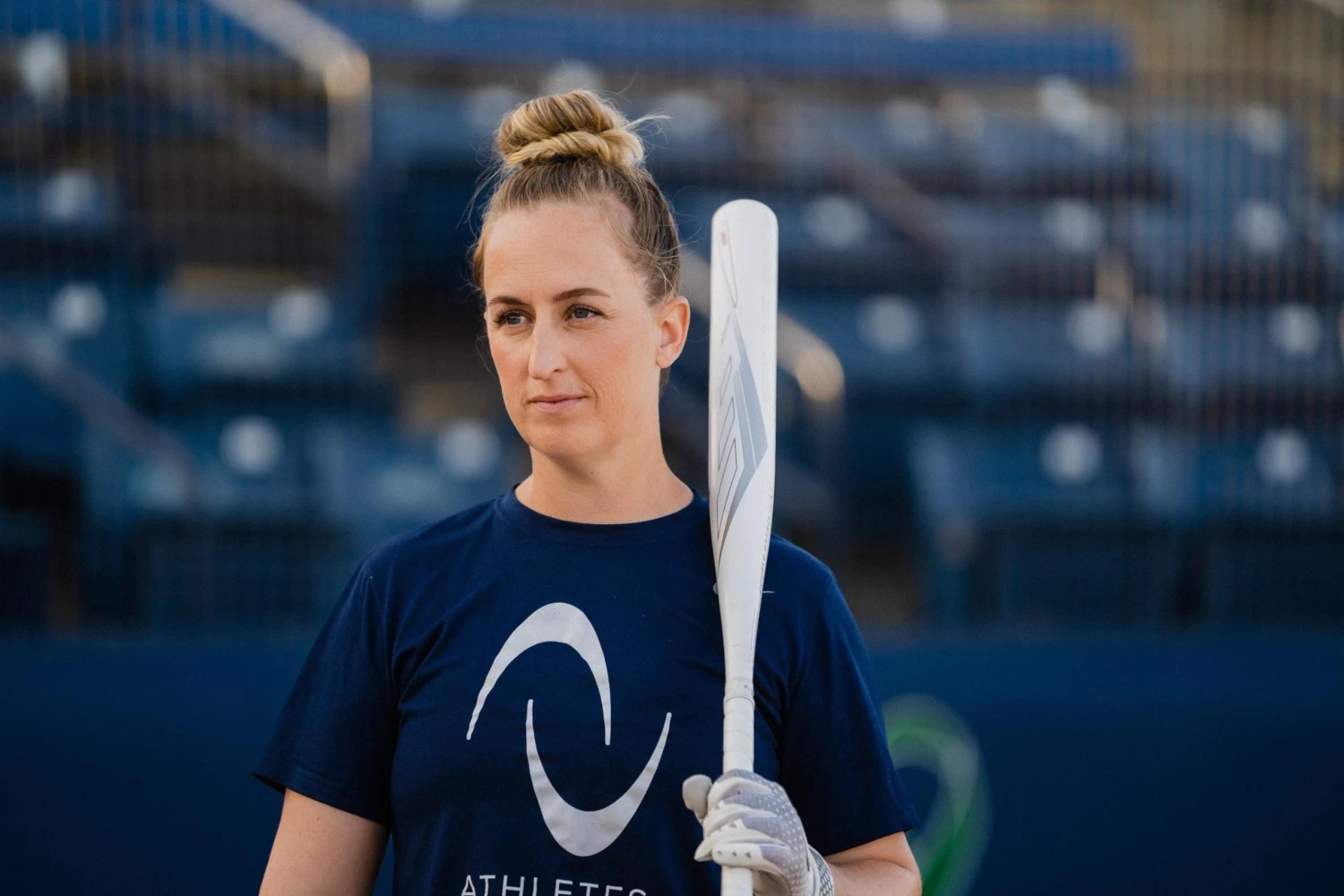 2023 Easton Ghost Unlimited (-8) Fastpitch Softball Bat: FP23GHUL8 6 2023 Easton Ghost Unlimited (-8) Fastpitch Softball Bat: FP23GHUL8 - Image 4